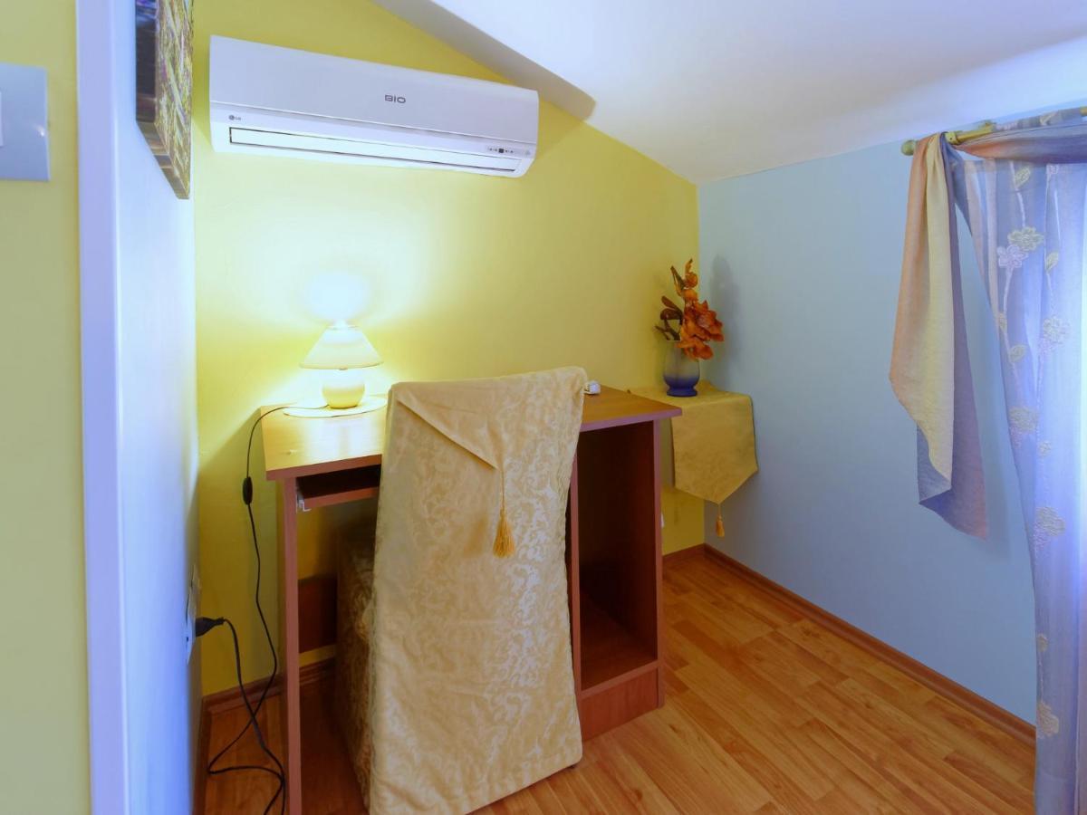 Holiday Home Nevena By Rent Istria Buje Kültér fotó