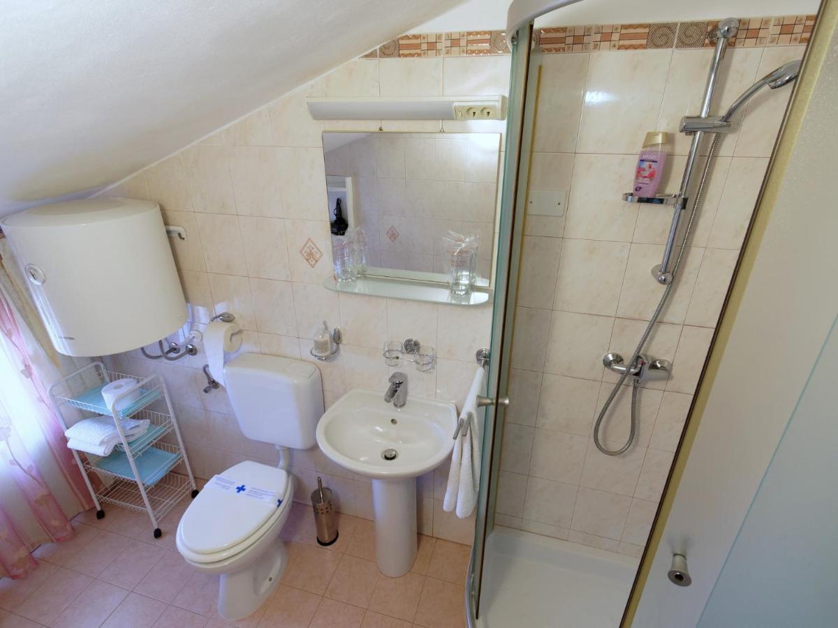 Holiday Home Nevena By Rent Istria Buje Kültér fotó
