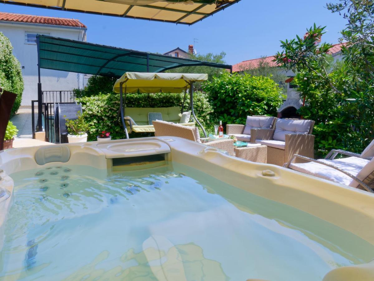 Holiday Home Nevena By Rent Istria Buje Kültér fotó